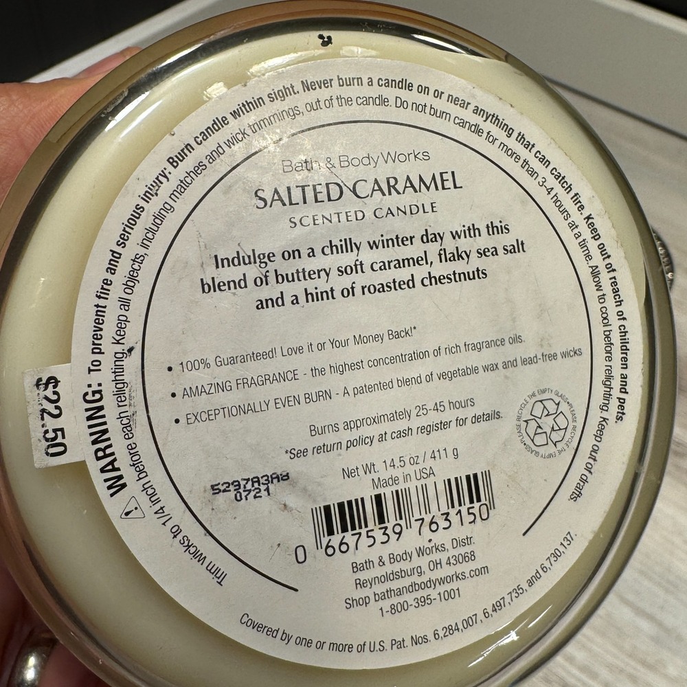 Lot 3 - Bath & Body Works Scented Candle 2 Salted Caramel 1 Merry Cookie 14.5oz - Picture 4 of 6